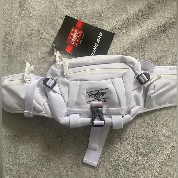 Rawlings’s crossbody bag - Picture 1 of 2